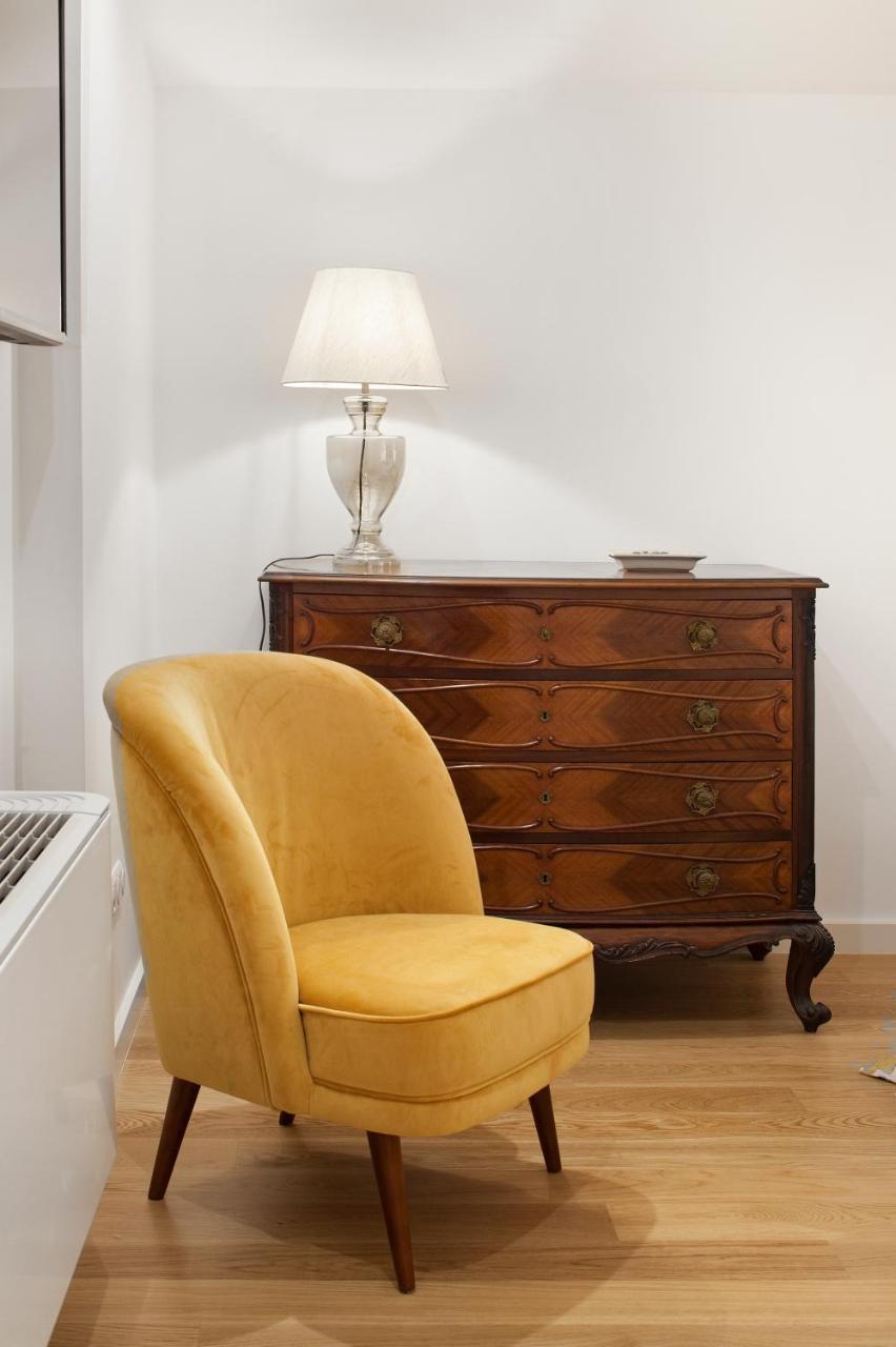Lisbon Rentals Chiado Екстер'єр фото